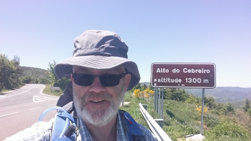 Walking to O Cebreiro