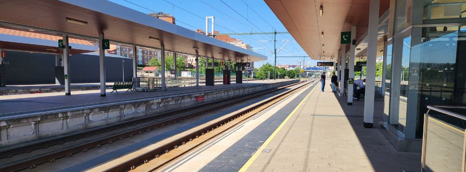 Day 11 - Bus & Train Rides from Salamanca to Ourense - train station