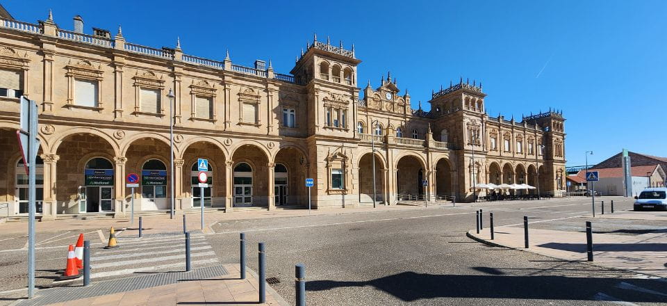 Day 11 – Bus & Train Rides from Salamanca to Ourense