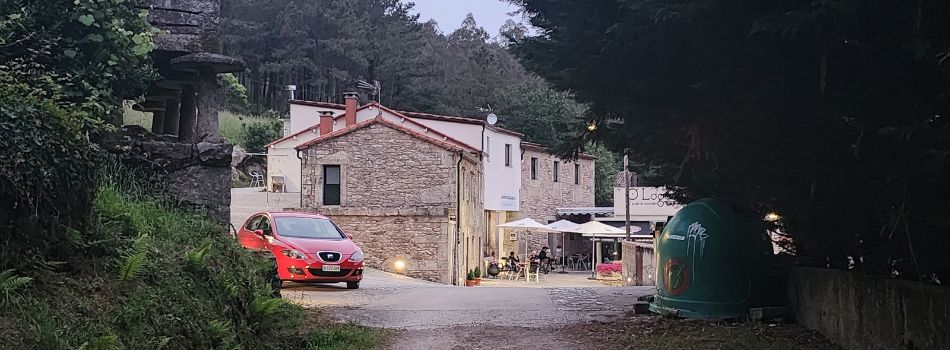 Day 5 - O Logoso to Santa Mariña - albergues